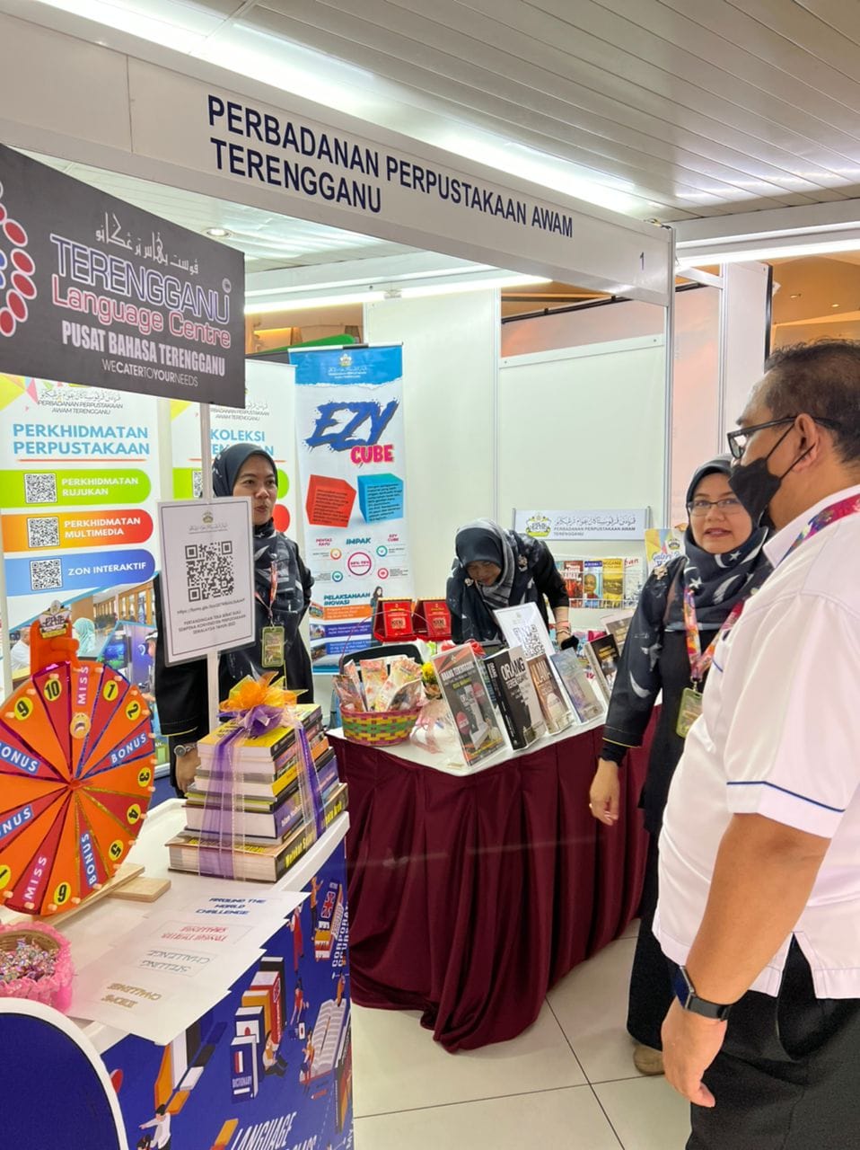 pameran2